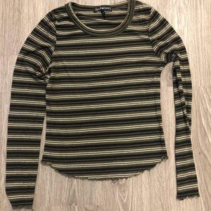 70s striped, long-sleeve cropped tee